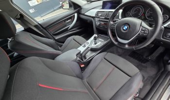 2013 BMW 320i Sport Line full