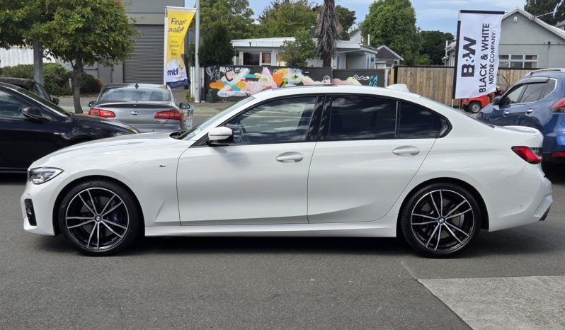 2020 BMW 330i Motorsport – NZ New full