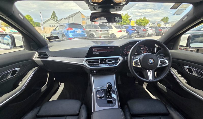 2020 BMW 330i Motorsport – NZ New full