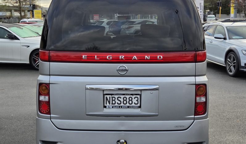 2005 Nissan Elgrand 3.5L 8 Seater full