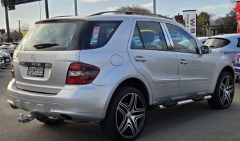 2006 Mercedes-Benz ML 500 5.0L V8 4WD full