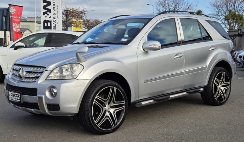2006 Mercedes-Benz ML 500 5.0L V8 4WD full