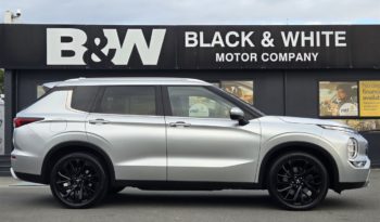 2022 Mitsubishi Outlander XLS 2.5P 4WD 7 SEAT full