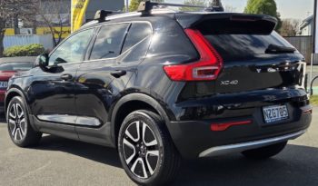2022 Volvo Xc40 T4 FWD MOMENTUM 2.0P full