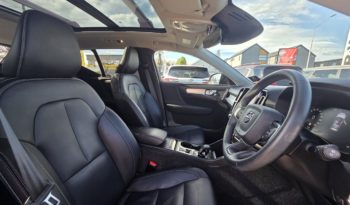 2022 Volvo Xc40 T4 FWD MOMENTUM 2.0P full