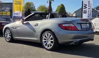 2011 Mercedes-Benz SLK 200 CGi 1.8 Turbo full