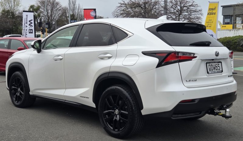 2015 Lexus Nx300h 2.5 HYBRID full