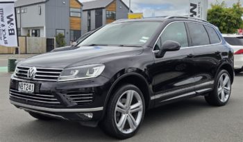 2017 Volkswagen Touareg R-Line 180KW Turbo Diesel full