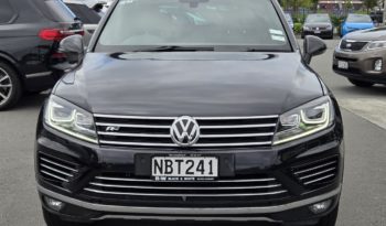 2017 Volkswagen Touareg R-Line 180KW Turbo Diesel full