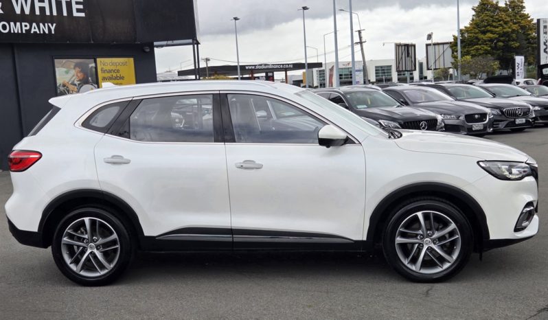 2022 MG Hs Essence – AWD 2.0T ATM full