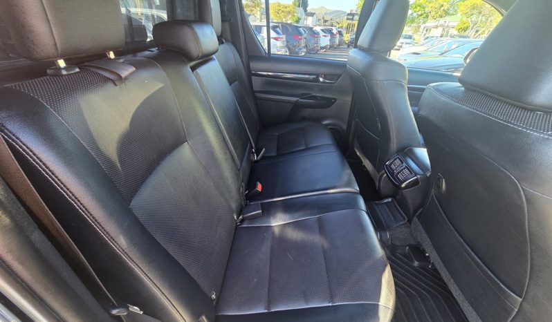 2019 Toyota Hilux SR5 CRUISER 4WD AUTO full